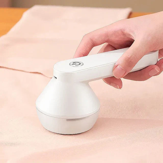[Free Home Delivery]  Lint Remover- Hairball Trimmer- Fuzz Clothes and Sweater's Spool Shaver